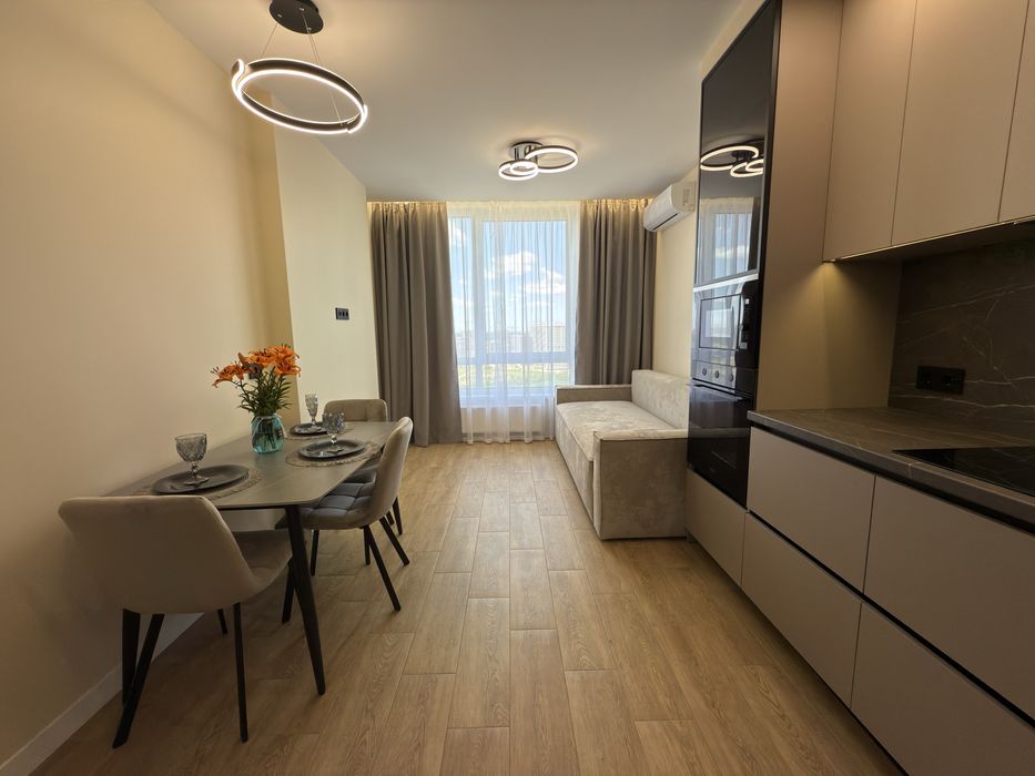 БЕЗ % 1к Родини Крістерів, 14 б Варшавський 2 Подільський р-н