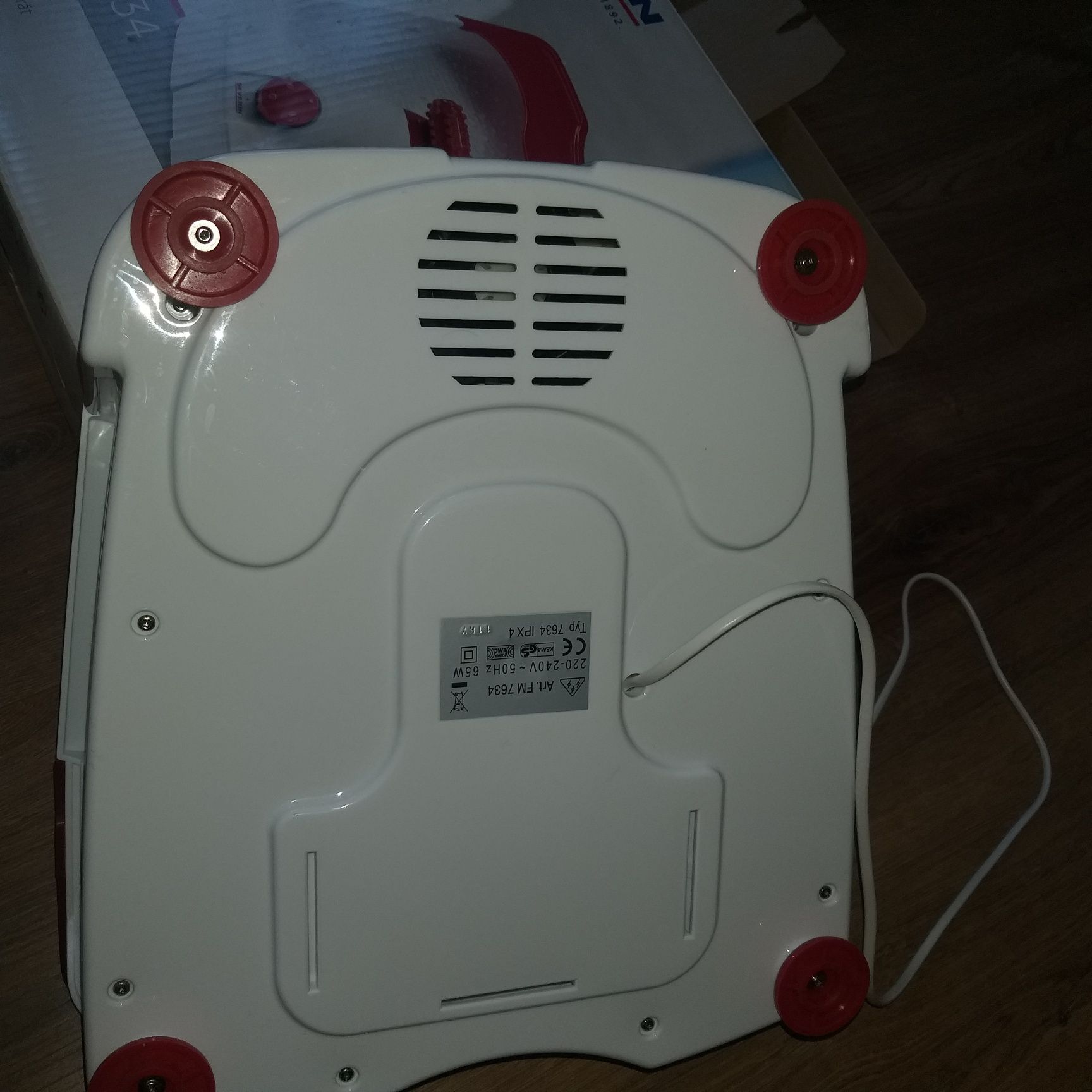 Masażer do stóp elektryczny