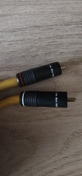„Van Den Hul D102 MKIII 0.6M HI-END INTERCONNECT CABLE” (używany)