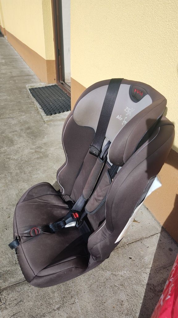 Fotelik samochodowy ISOFIX 9-18 kg