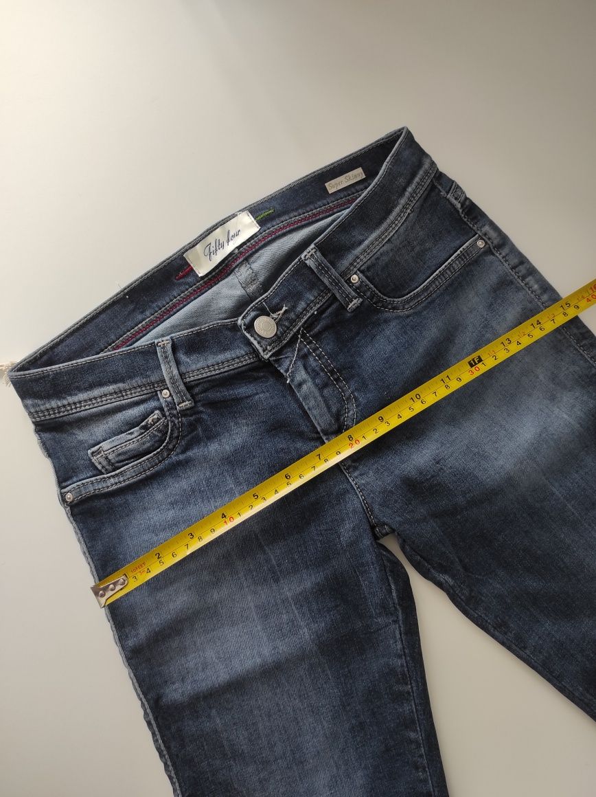 Джинси жін.（НОВІ）28 розмір  (Італія) 
Fifty four (Super Skinny) джинсы