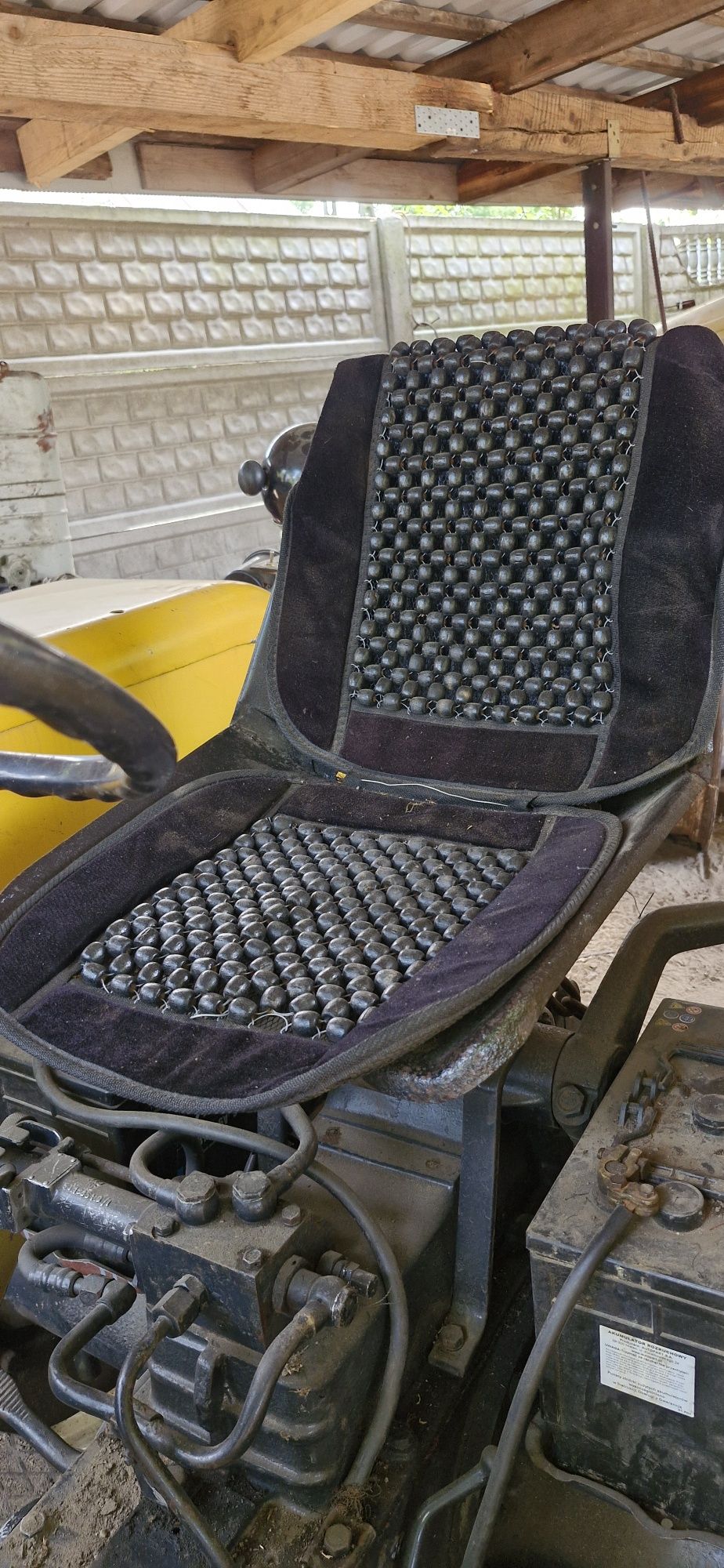 Siedzenie C355 C 360 C 330 opony na sprezynie
