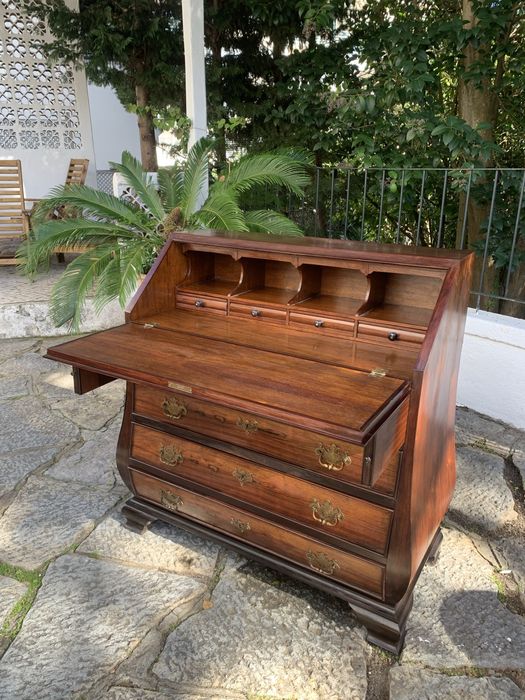 Papeleira em Pau santo