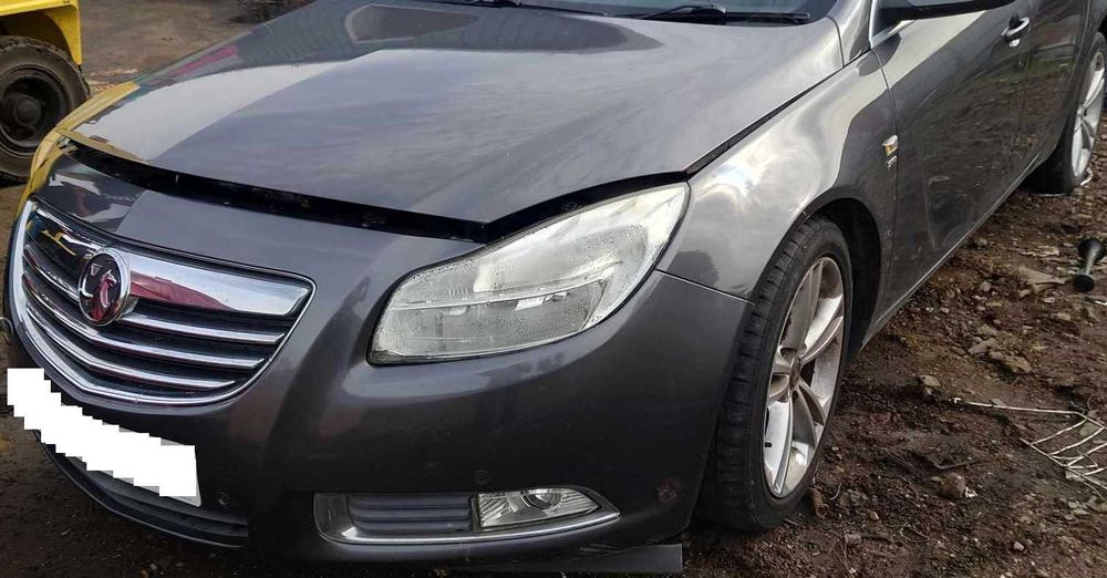Opel Insignia kompletny przód kod lakieru Z177 maska zderzak błotnik