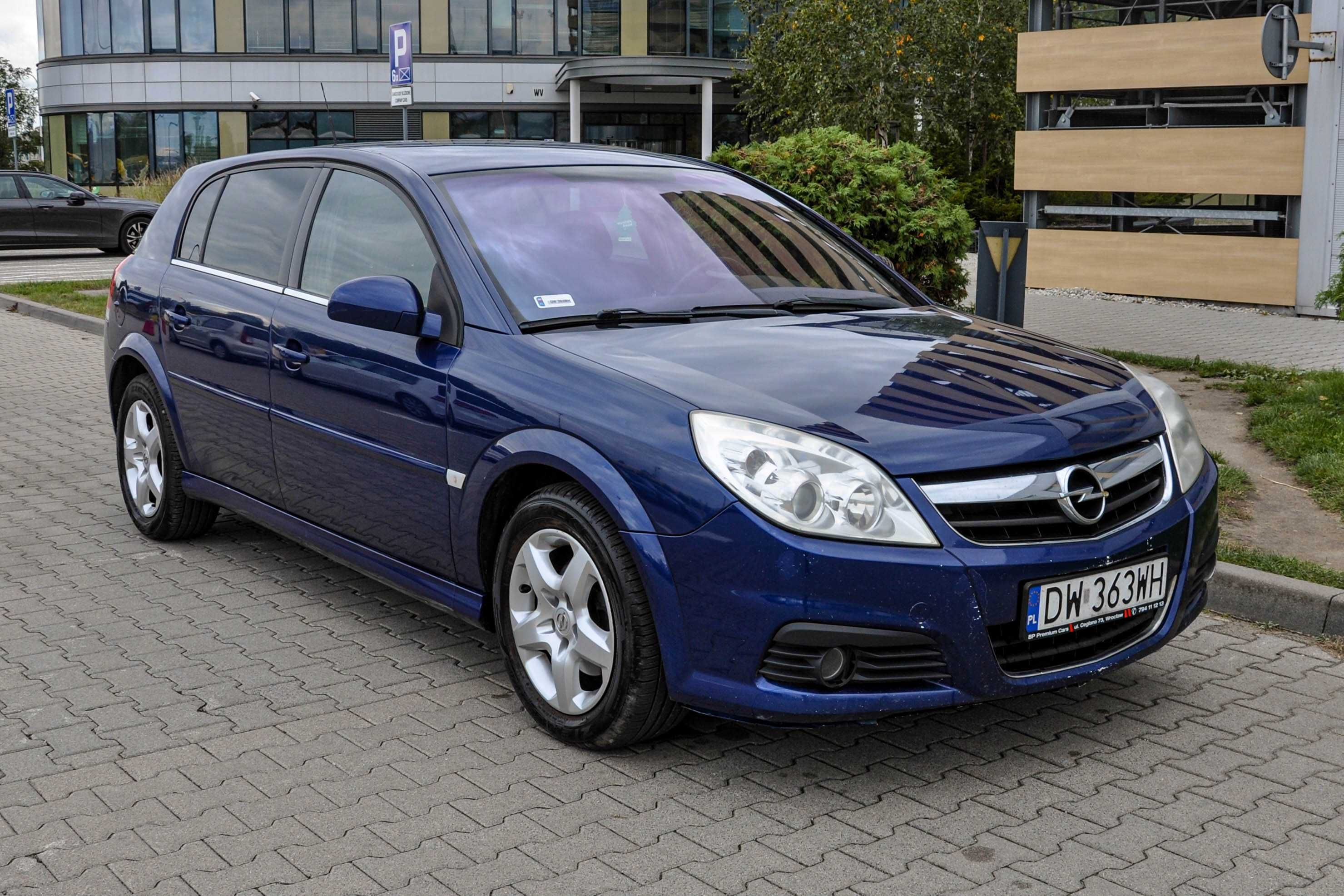Opel Signum 1,9CDTI (150KM) Lift 2007 r.