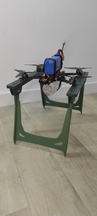 Підставка для 10 дюймових FPV дронів.