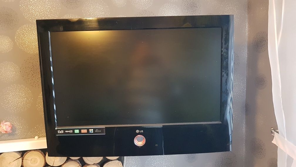 Telewizor LCD 32 cale