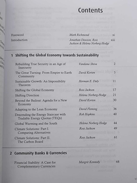 Gaian Economics: Living Well within Planetary Limits - Jonathan Dawson