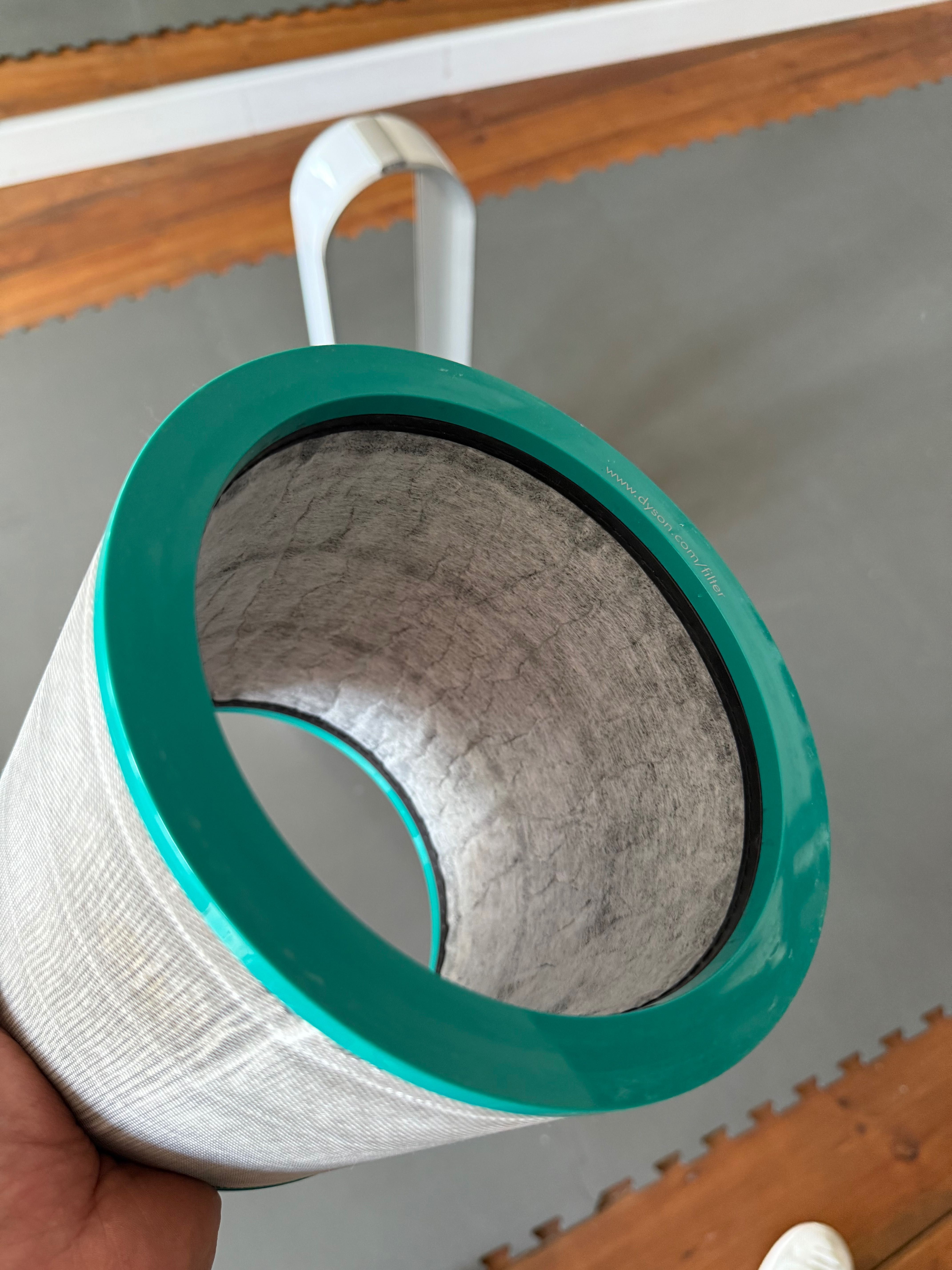 Dyson oczyszczacz powietrza (bez funkcji grzania)— filtr ~400 zł