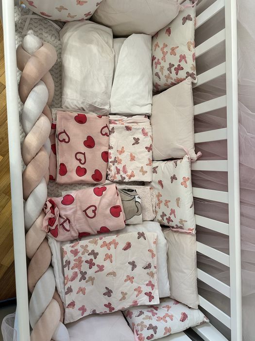 Дитяче ліжко (ліжечко) з матрацом та комплектом постілі