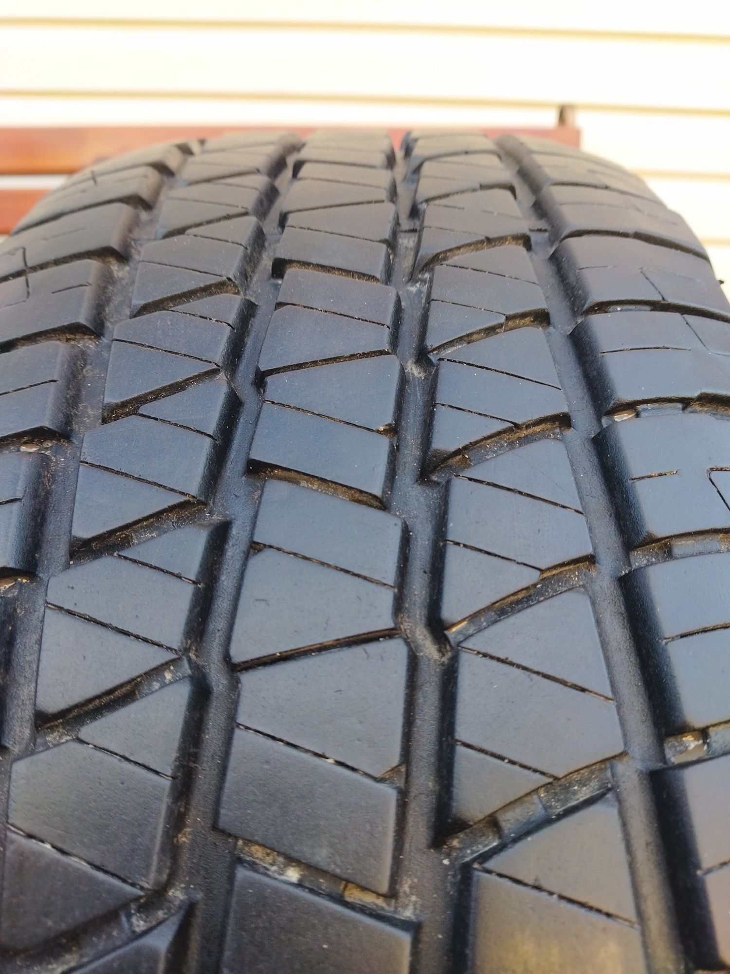 АвтоШини 265/65 R17 (стан нових)