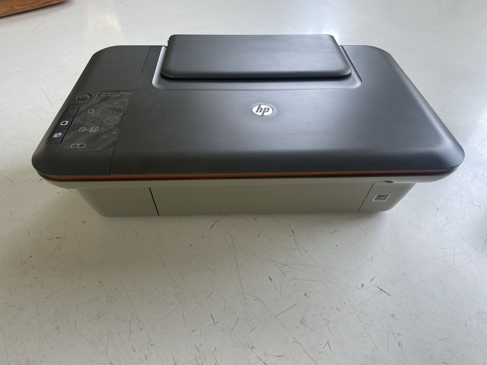 Hp deskjet 2050A