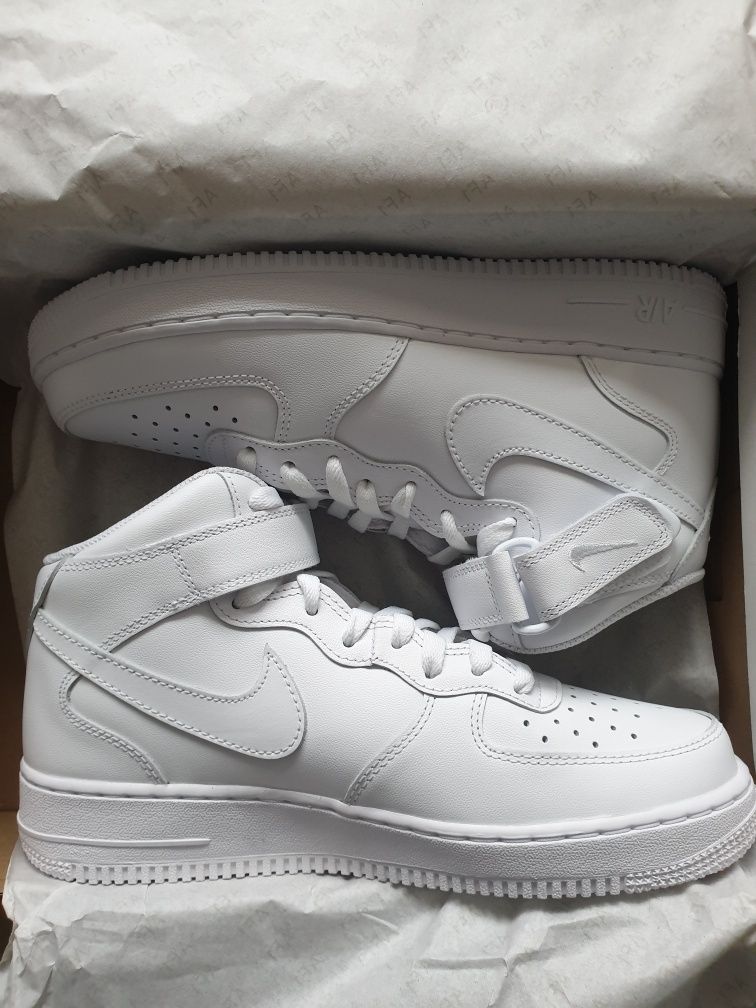 Nike Air Force 1 '07 mid 42