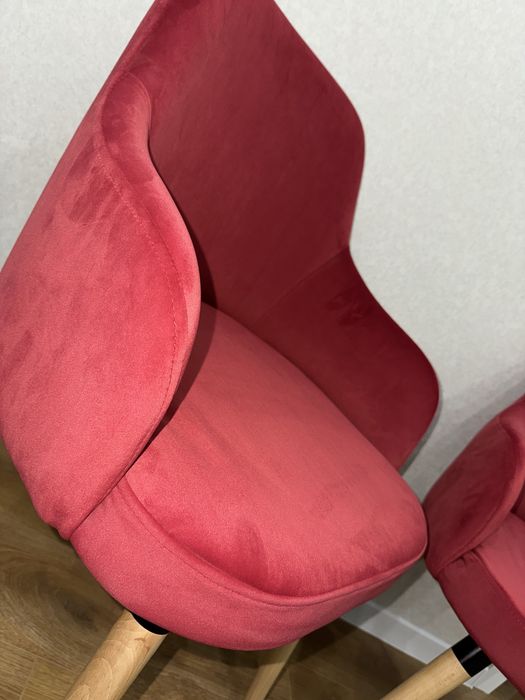 Стільці-крісла нові