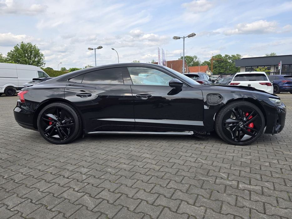 Audi RS e-tron GT Audi RS e tron GT  head up, faktura!