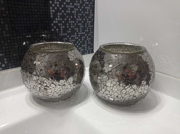 Dwa świeczniki w kształcie kuli - eleganckie, nowoczesne, efektowne
