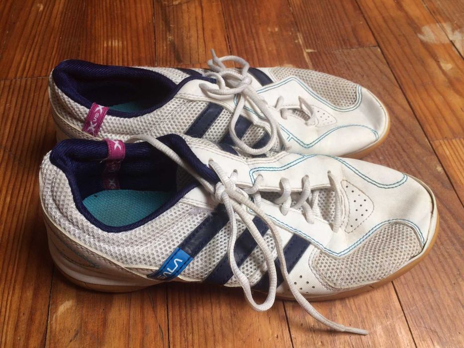 Sapatilhas  de Menina 34 e 37 como novas