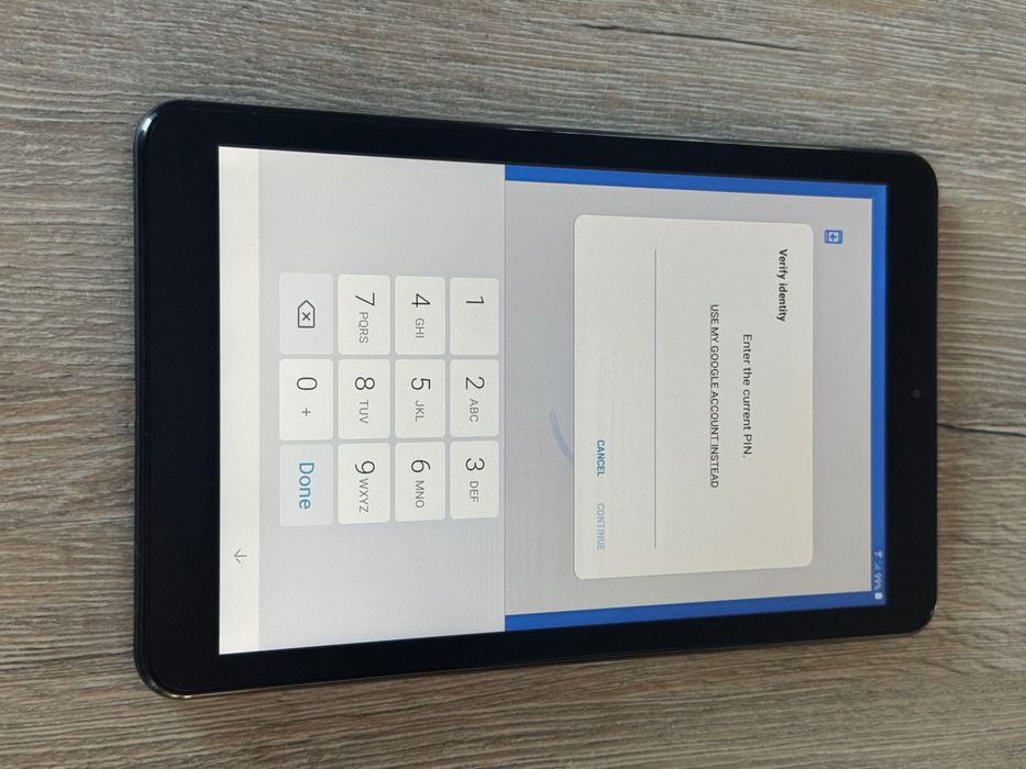 Планшет Samsung Galaxy Tab A 8.0 2018 32GB для ремонту чи запчастин