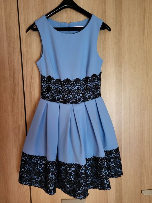 Sukienka w rozmiarze 34