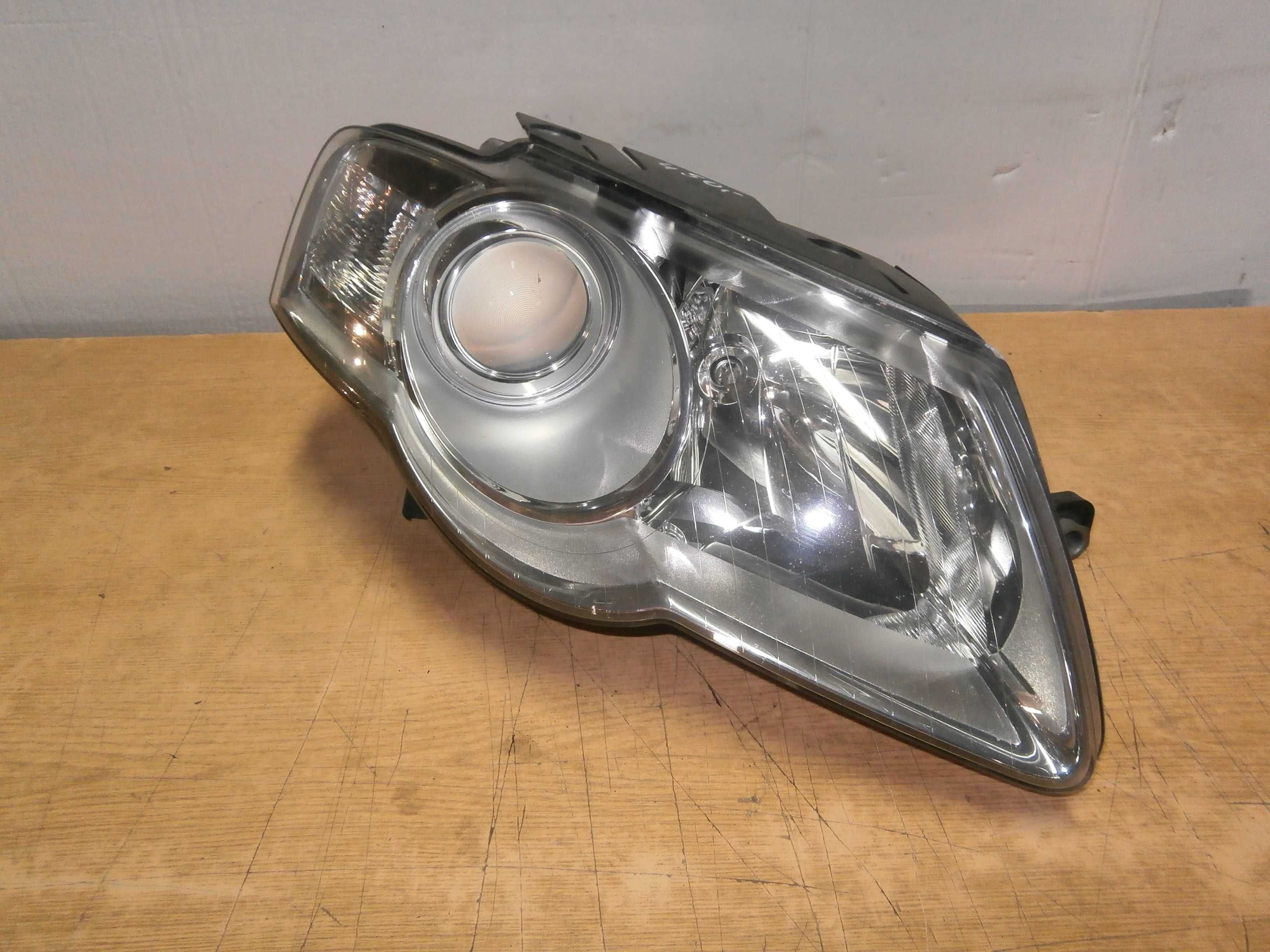 vw passat B6 lampa przednia prawa europa ładna