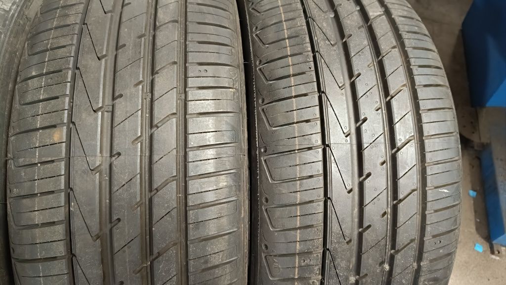 4x Hankook Ventus S1 Evo 2 SUV 235/50/19 99V