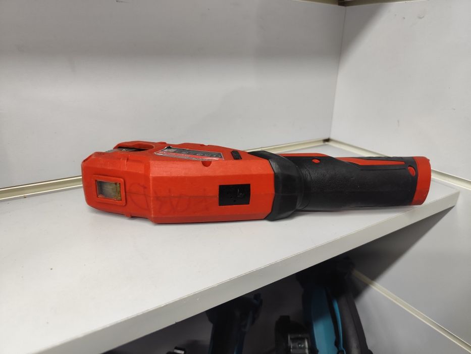 INOX   Milwaukee M12 PCSS різак для труб, ніржавійки та міді Мілвоке М