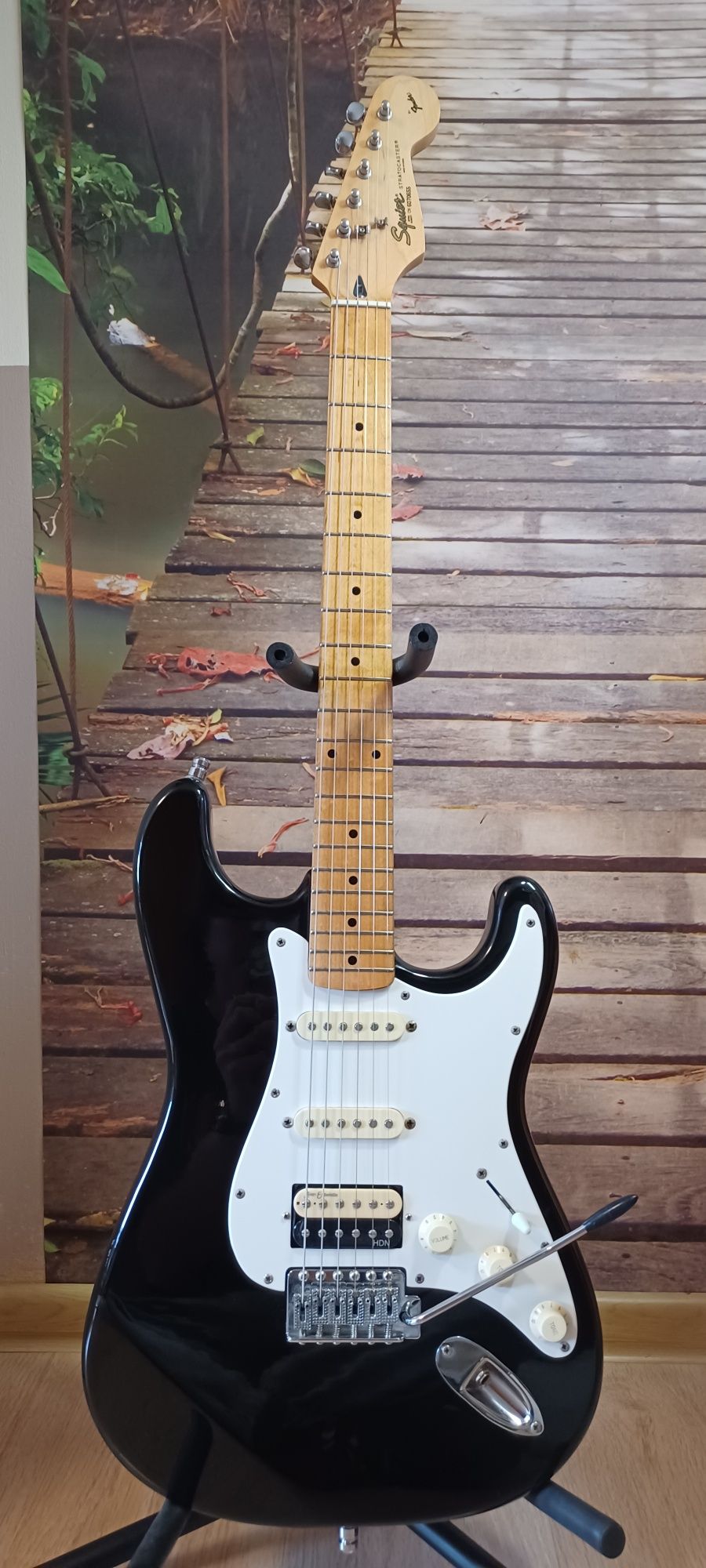 Squier by Fender Stratocaster Korea 1996 Gold logo.