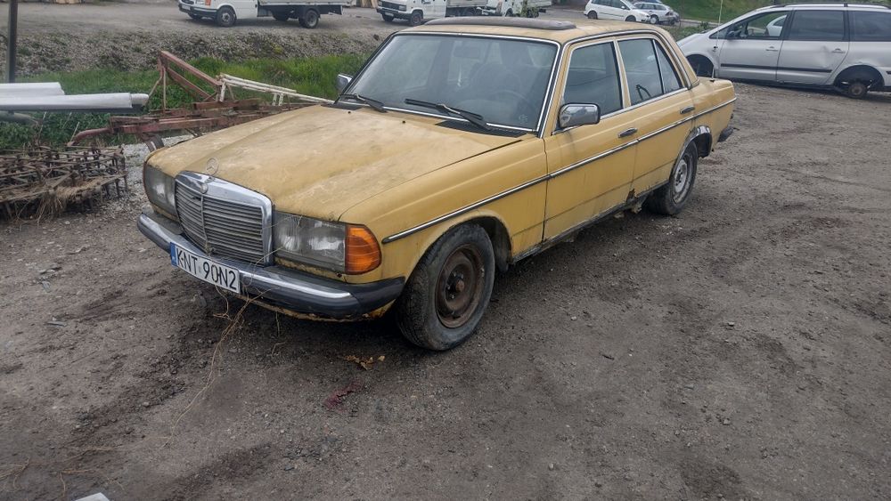 Mercedes 123.2.4D.z1980r.