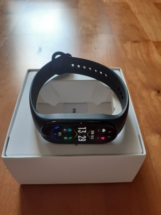 XIAOMI band 7 fitness band