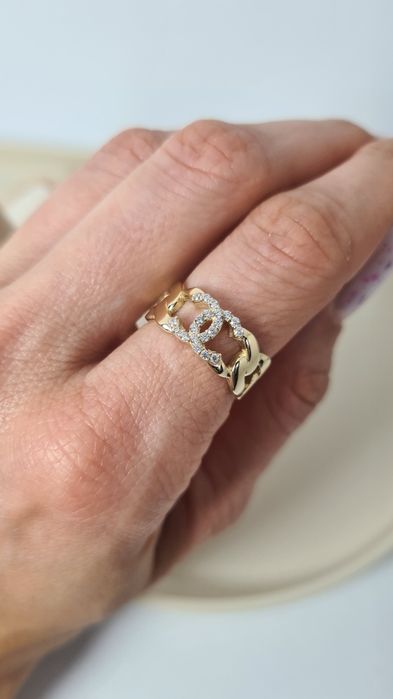 Nowy złoty pierścionek typu Chanel obrączka pancerka cyrkonie p 585