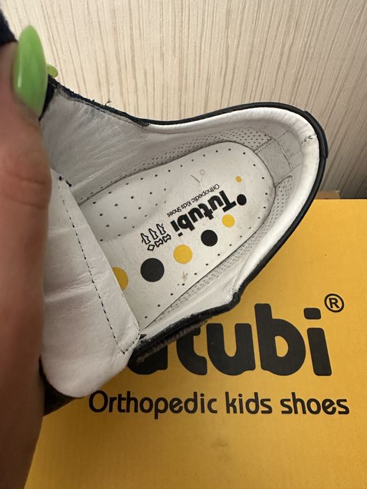 Фірмові шкіряні кросівки/туфлі 32 р