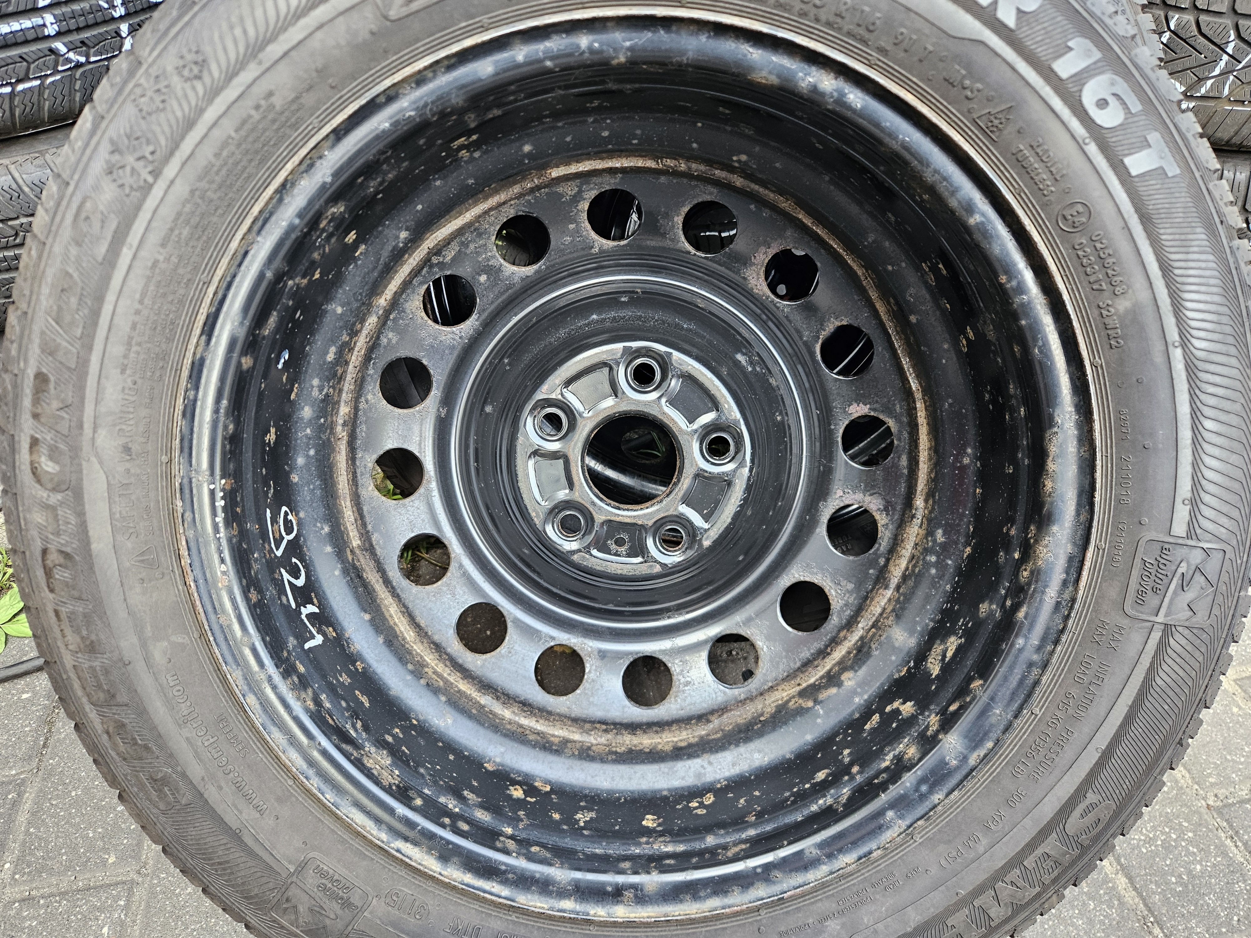 4x Felgi stalowe używane 16 5x114,3 ET45 Toyota Auris II Corolla E15