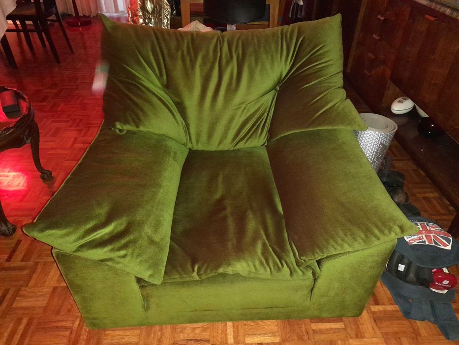 Poltrona em excelente estado