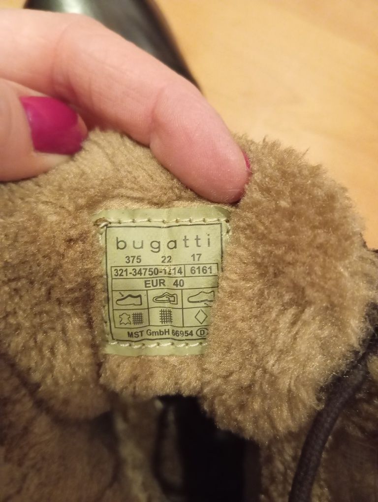 Męskie botki nowe Bugatti