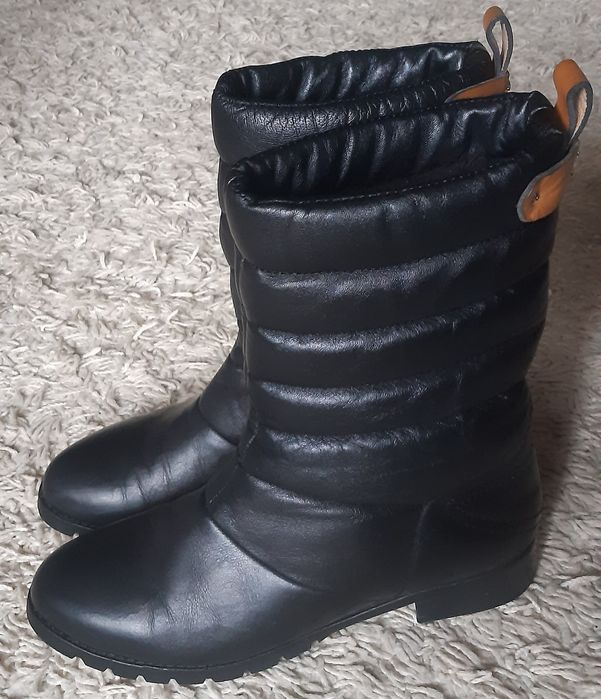 Сапожки  женские