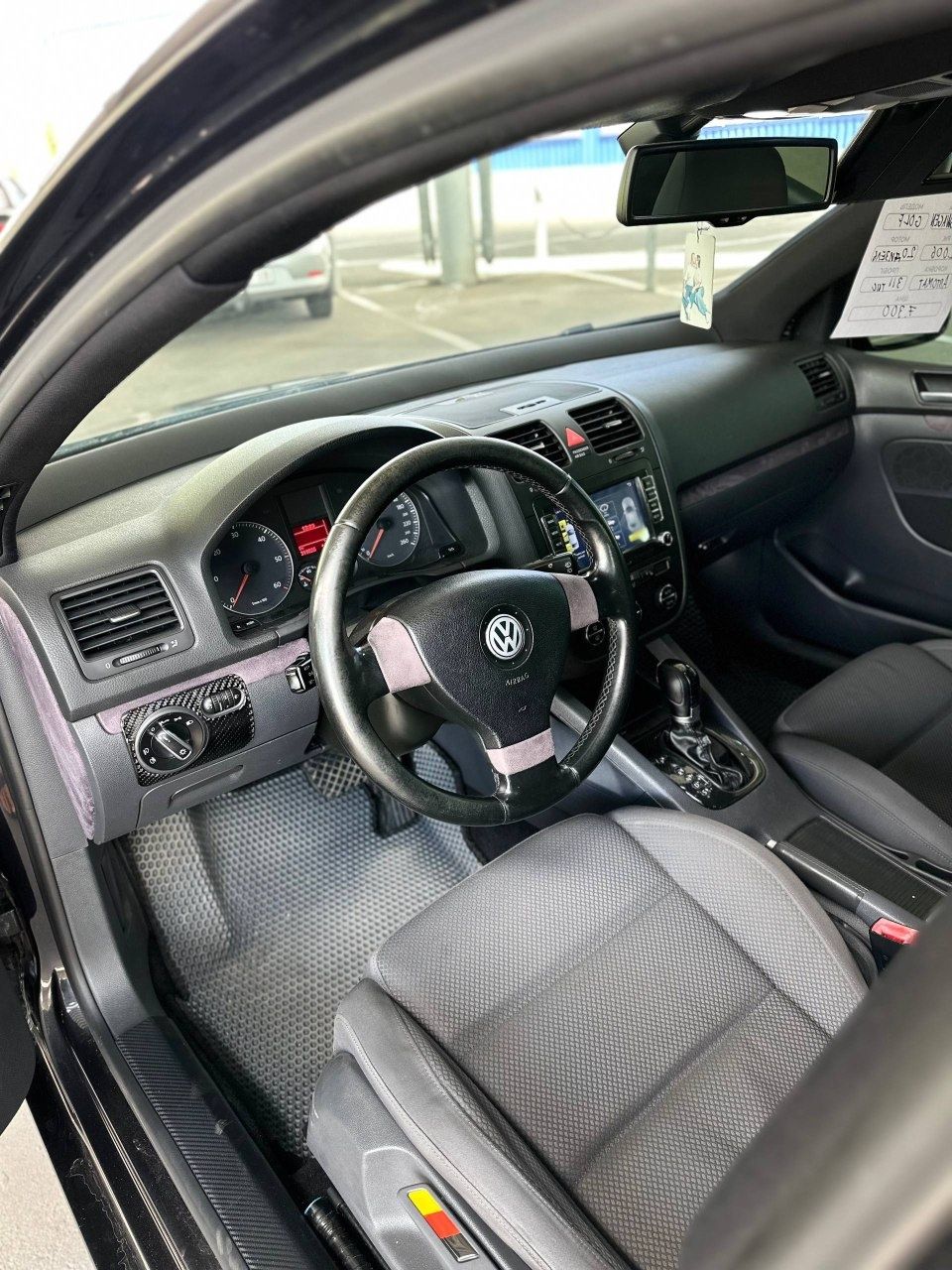 Volkswagen Golf Автомат