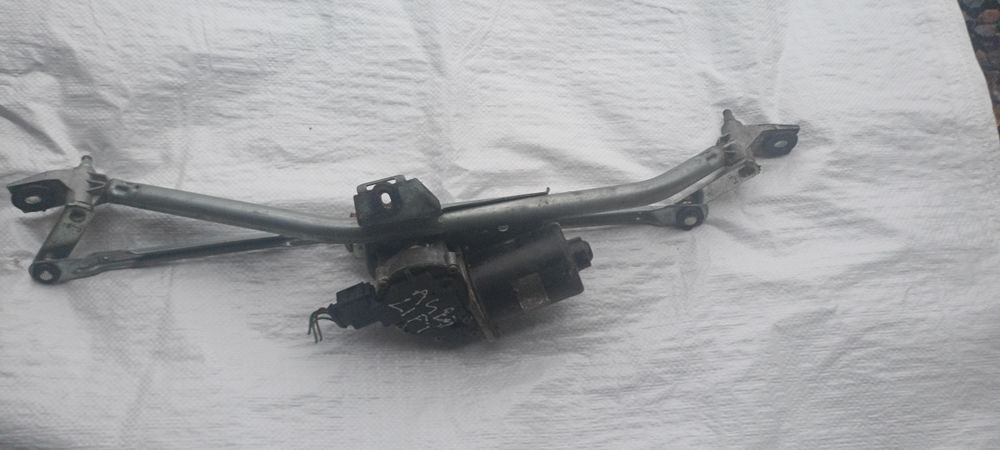 Mechanizm wycieraczek audi a4 B5 lift 113c