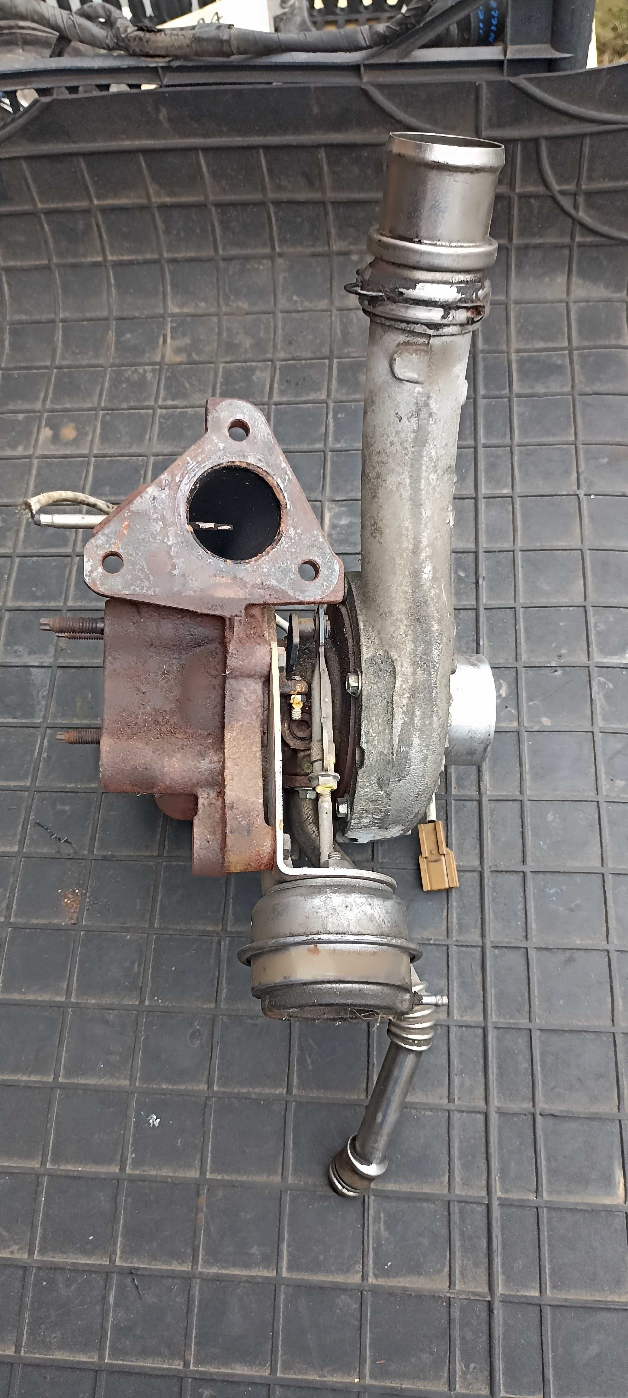 turbina turbosprężarka 2.5 dci trafic vivaro movano
