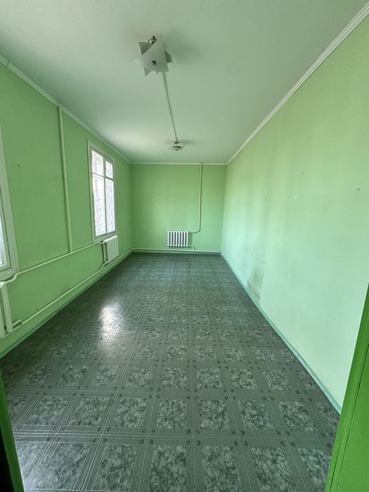 Продається комерційне фасадне приміщення м.Колки