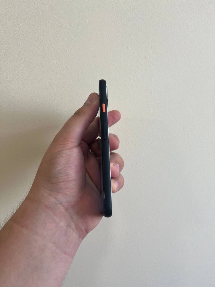Google Pixel 4 ( 6/64Gb )