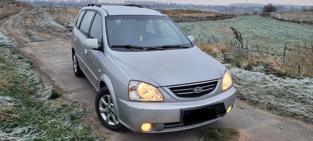 Kia Clarens II 2.0 CRDI  polift