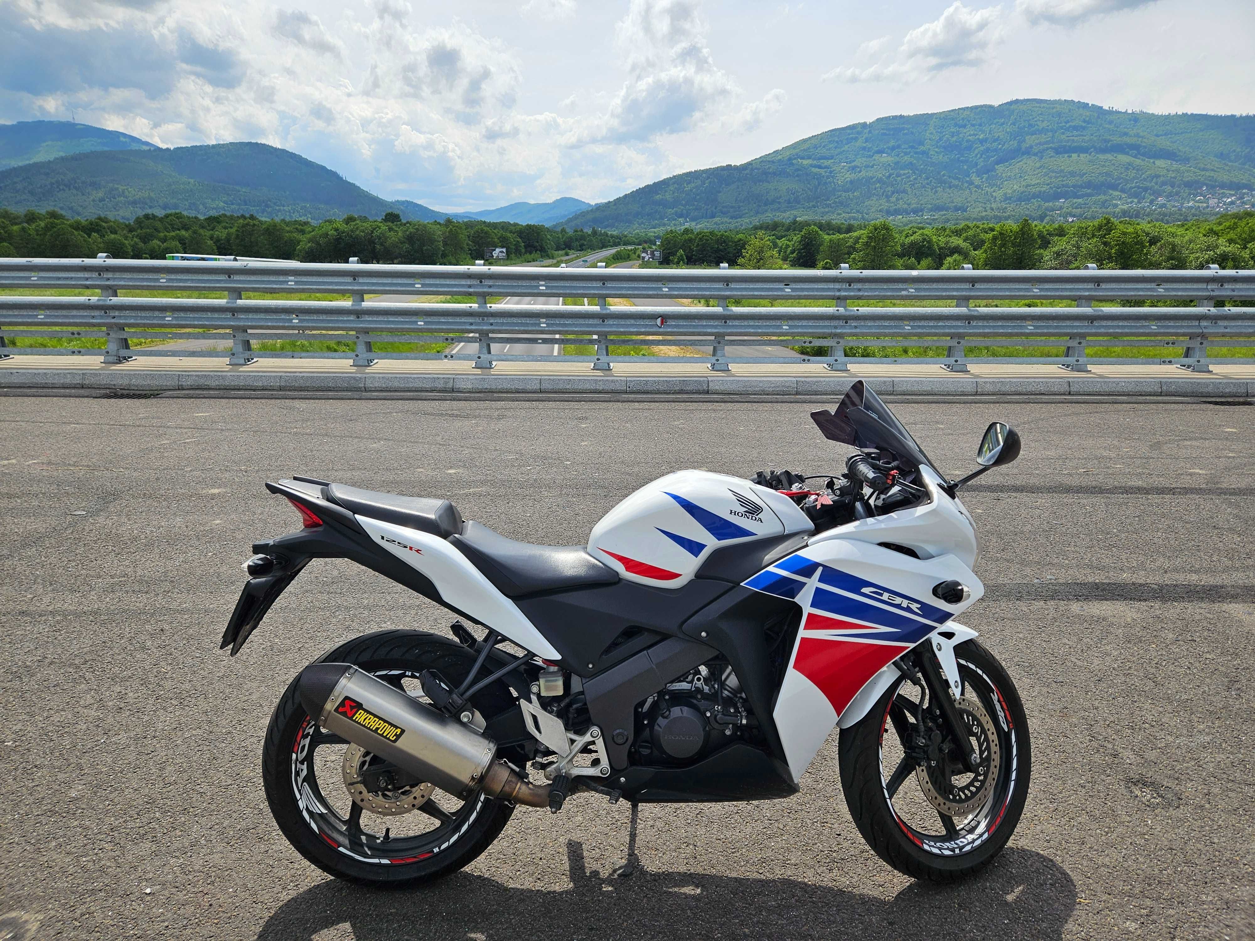 Honda CBR 125 R 2015 POLSKI SALON OKAZJA Akrapović!