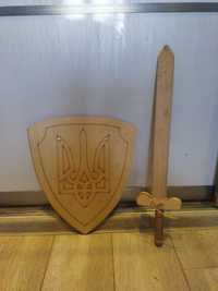 Дерев'яний меч і щит