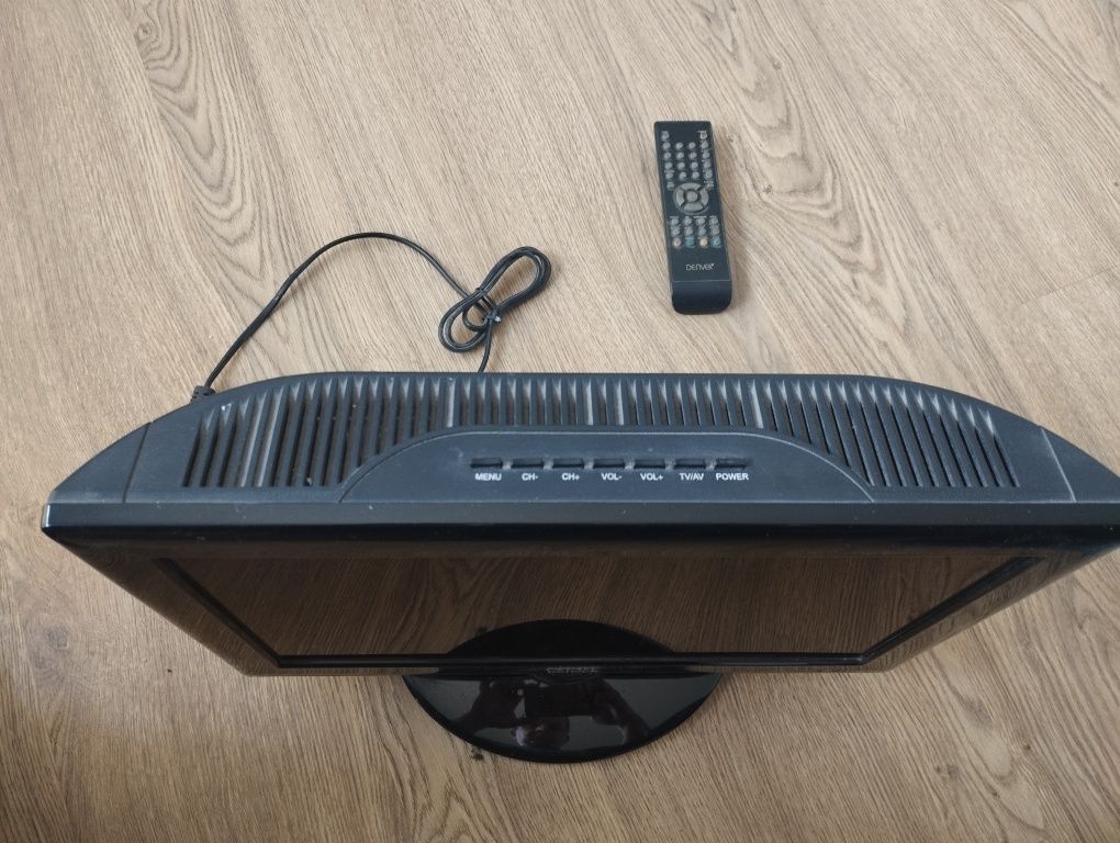 Telewizor Denver 15.4 LCD TV