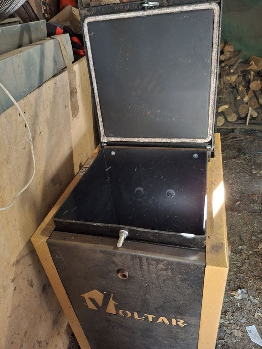 Продам твердопаливний котел. Обмін.