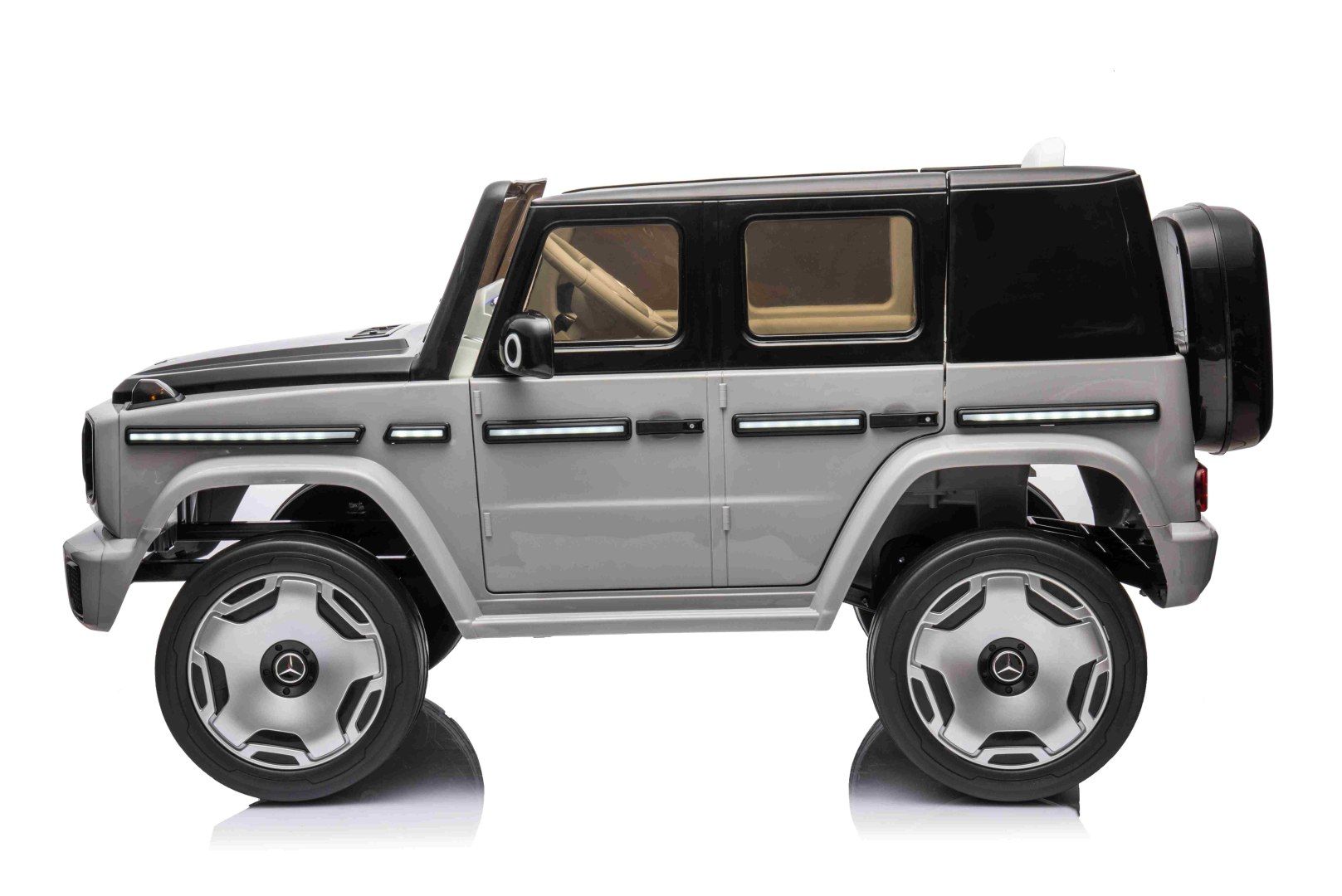 4x4 PILOT  Auto na akumulator elektryczny  Mercedes Benz EQG Srebrny