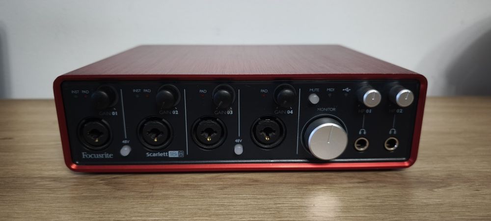 Interface Focusrite Scarlett 18i8