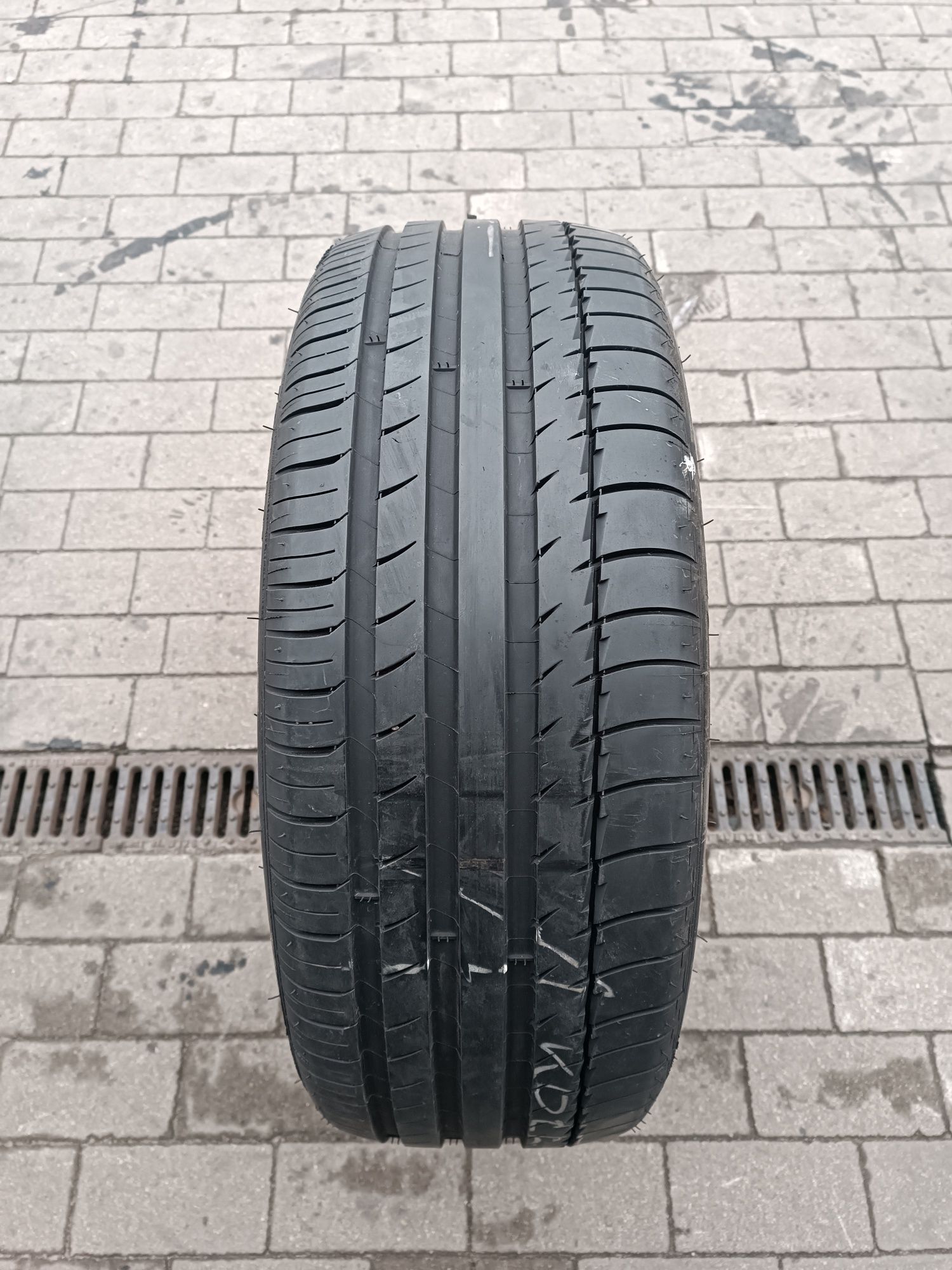 245/45R20 Michelin Latitude Sport