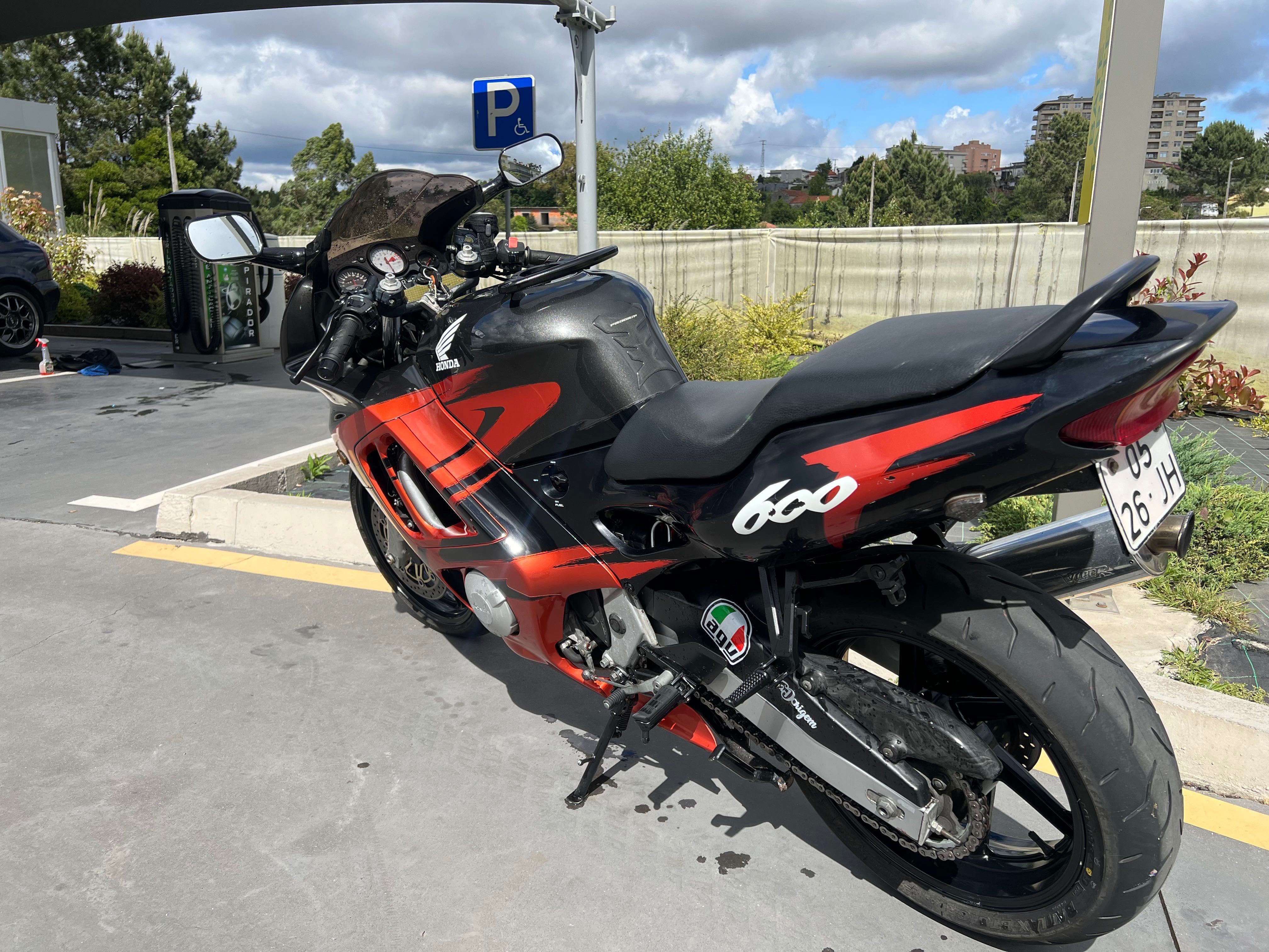 Honda cbr 600 f3 25 kW de livrete