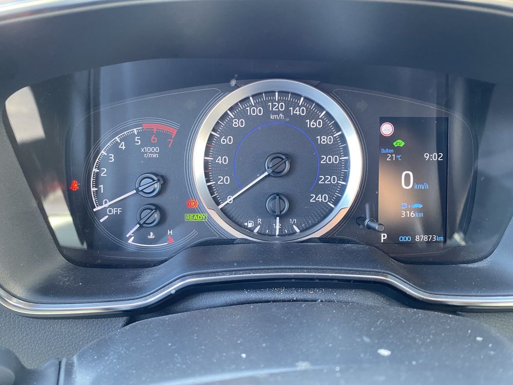 Toyota corrolla 1,8 hybrid sprzedam